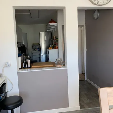 Apartment 6 Pers Climatise - Centre A 15 Min De La - 75m2 - 3 - Terrasse -calme - Parking