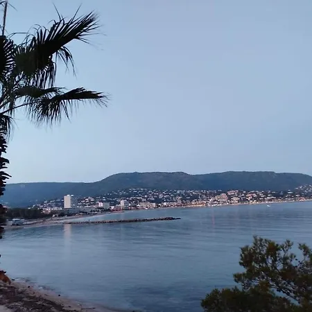 6 Pers Climatisé - Centre à 15 Min De La - 75m2 - 3 - Terrasse -calme - Parking Le Lavandou