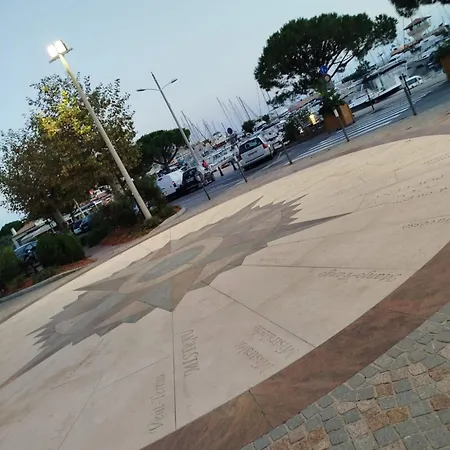 6 Pers Climatisé - Centre à 15 Min De La - 75m2 - 3 - Terrasse -calme - Parking Appartement *