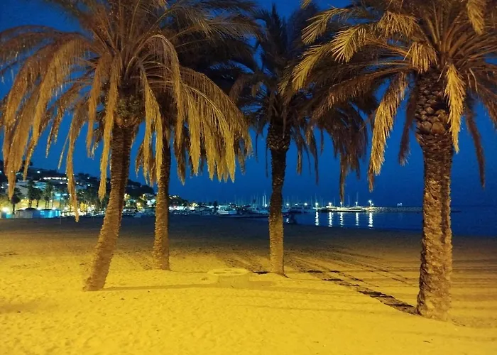 Apartmán 6 Pers Climatise - Centre A 15 Min De La - 75m2 - 3 - Terrasse -calme - Parking *