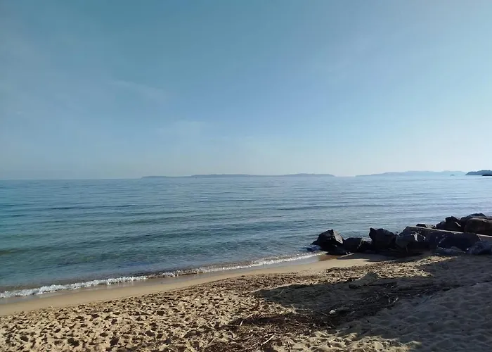 6 Pers Climatisé - Centre à 15 Min De La - 75m2 - 3 - Terrasse -calme - Parking Apartamento *