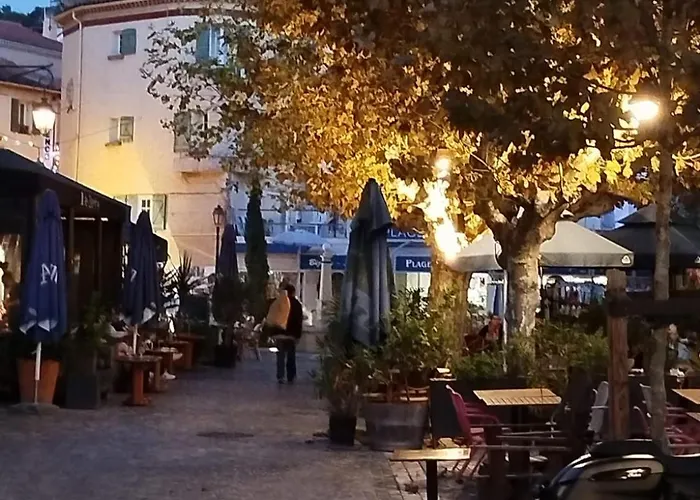 Apartamento 6 Pers Climatisé - Centre à 15 Min De La - 75m2 - 3 - Terrasse -calme - Parking Le Lavandou